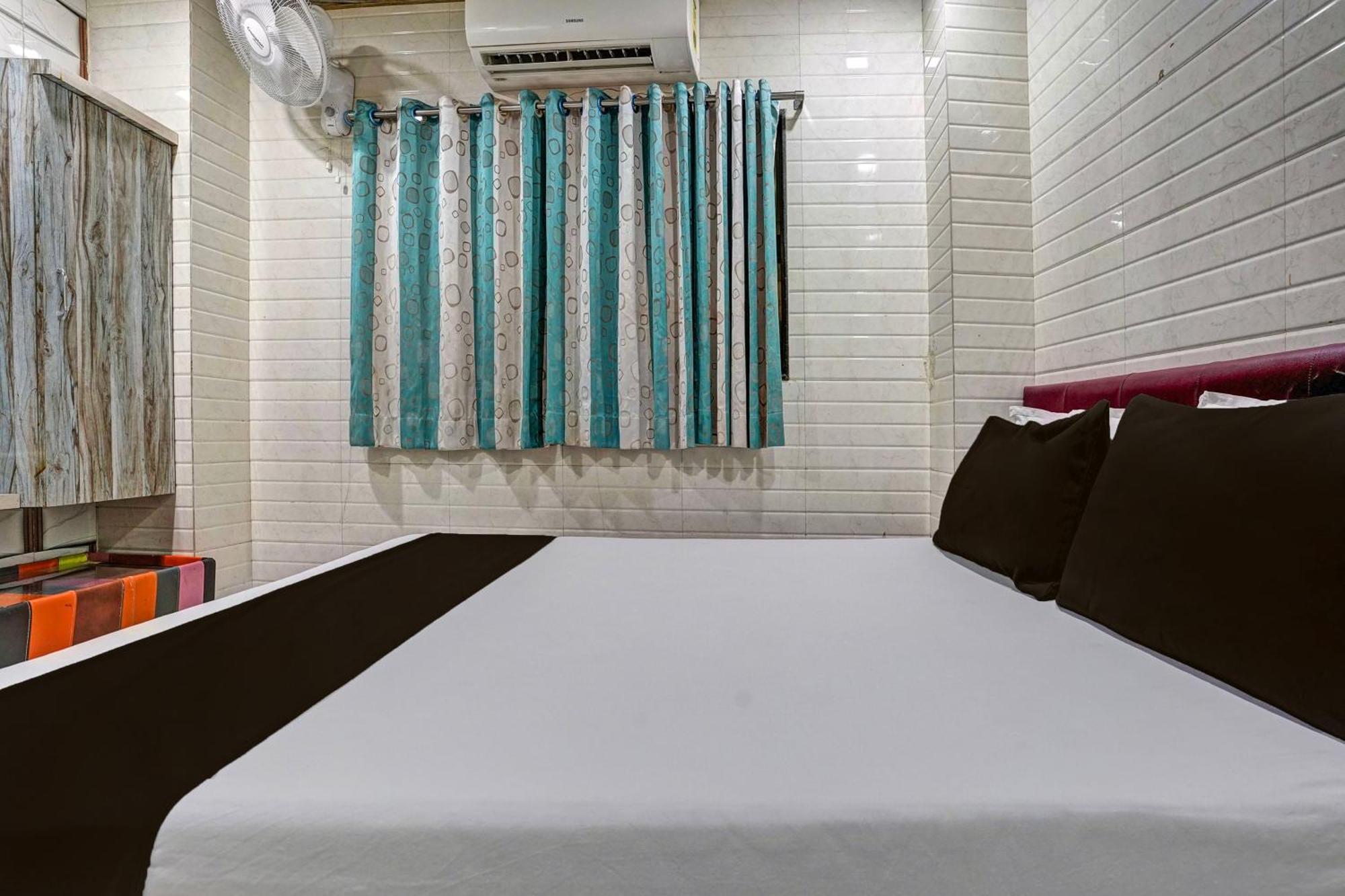 Hotel O Taj Lodging And Boarding — Photos 1